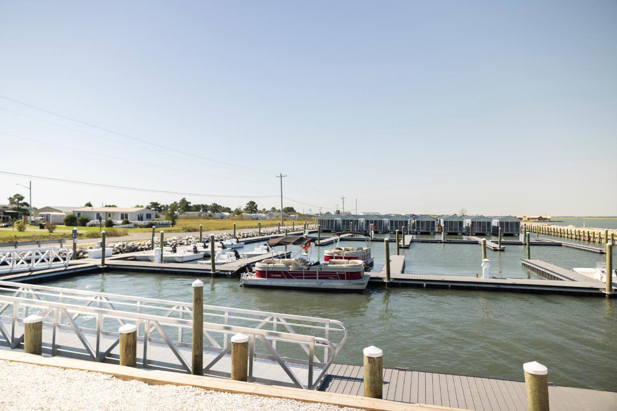 Blufin Bungalows & Marina Chincoteague Extérieur photo
