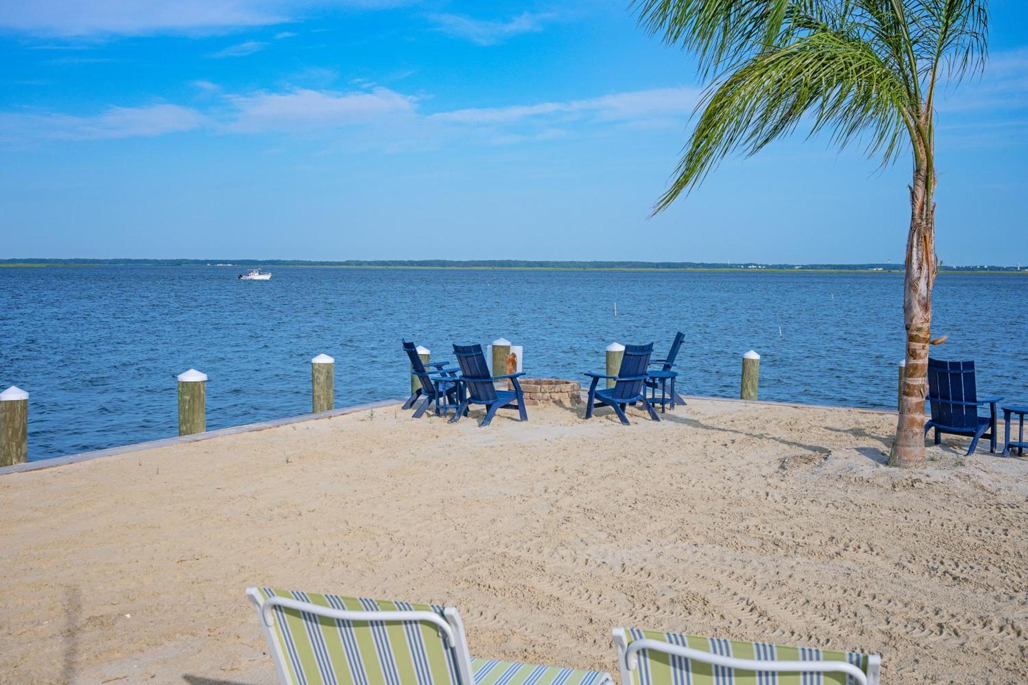 Blufin Bungalows & Marina Chincoteague Extérieur photo